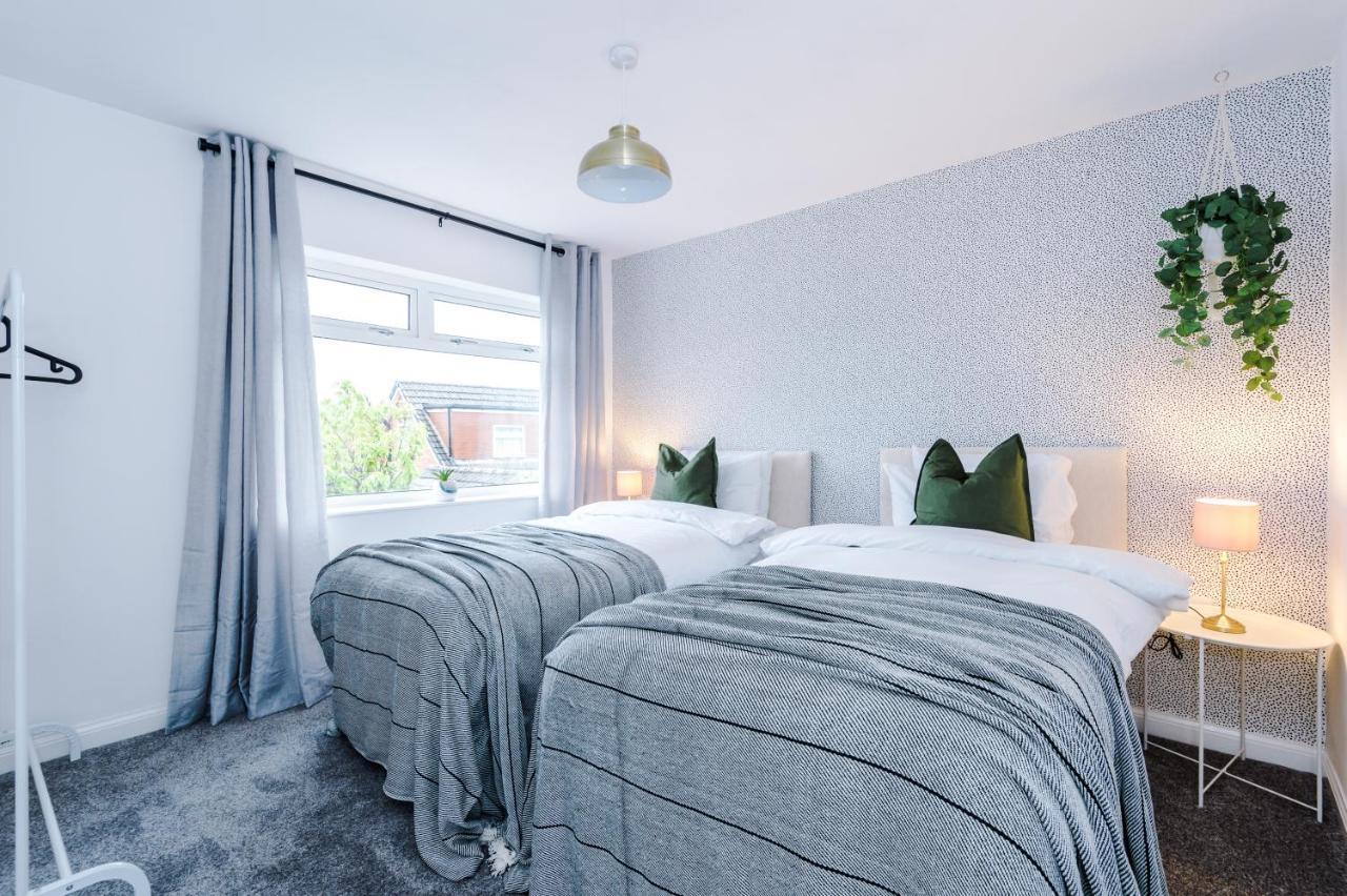 Welcoming 3 Bed Home, 10 Mins From Chester Races And Zoo Saughall Exteriér fotografie